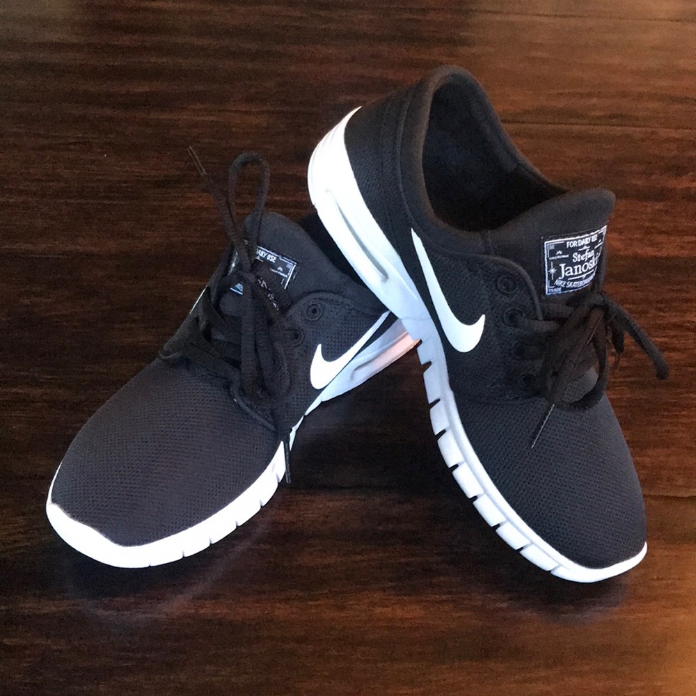BRAND NEW! Nike Stefan Janowski sneakers.